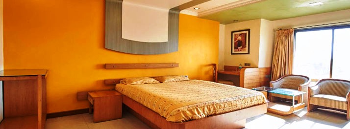 1978/Hotel Kohinoor Square - Kolhapur 08.jpg